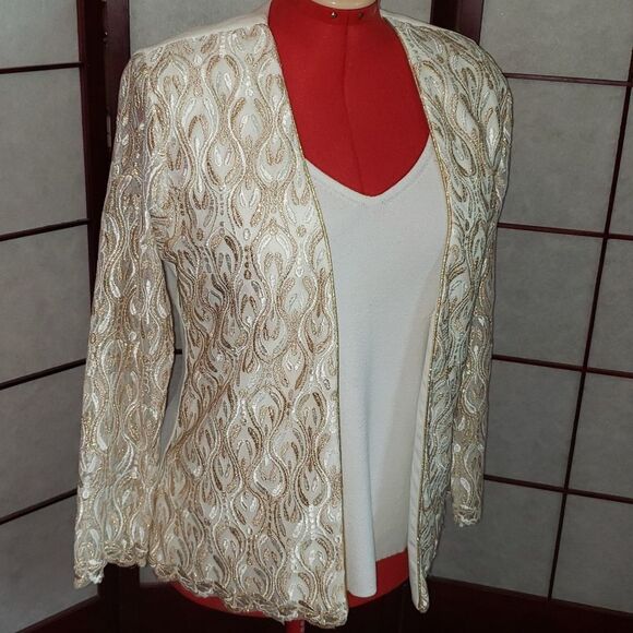 Dani-An USA Lacy Cream Gold Embroidered Stitch Designed Open-faced Jacket - Picture 6 of 9